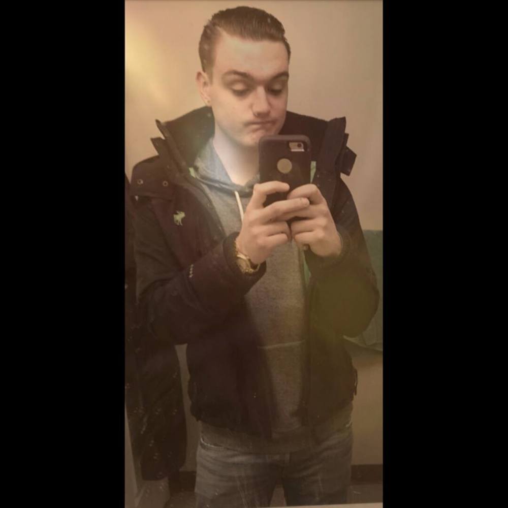 Meet your Posher, Collin